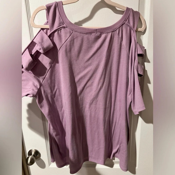 Ava James 2x light purple top - Picture 2 of 5